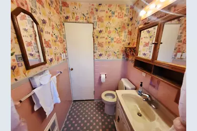 616 Maple Street, Jeannette, PA 15644 - Photo 20