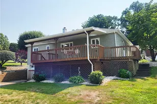 616 Maple St, Jeannette, PA 15644 - Photo 4