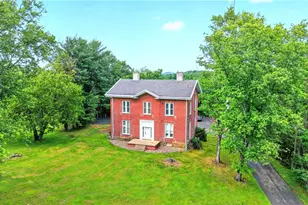 210 Tollgate Hill Rd, Hempfield Township, PA 15601 - Photo 2