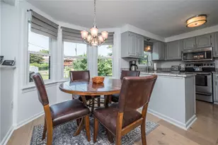 5 Windsor Ct, Scott Township, PA 15220 - Photo 10