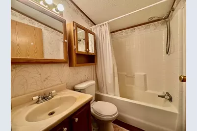 106 Jodi Ln, Summit Township, PA 16002 - Photo 16