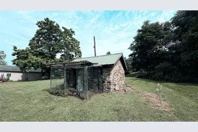 2307 Princeton Rd, Slippery Rock, PA 16101 - Photo 2