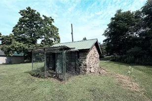 2307 Princeton Rd, Slippery Rock, PA 16101 - Photo 2