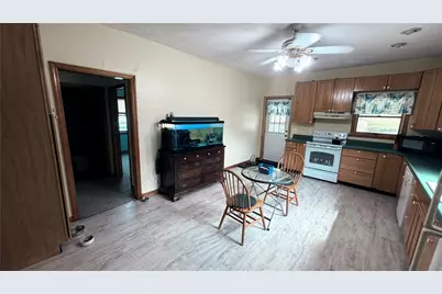 2307 Princeton Rd, Slippery Rock, PA 16101 - Photo 14