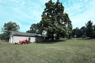 2307 Princeton Rd, Slippery Rock, PA 16101 - Photo 4