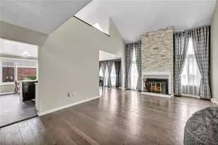 3 Wellington Woods Dr, Ross Twp, PA 15229 - Photo 6