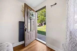 1118 Girard Rd, Pittsburgh, PA 15227 - Photo 4