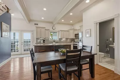 2407 Burham St, Pittsburgh, PA 15203 - Photo 10