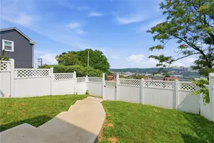 2407 Burham St, Pittsburgh, PA 15203 - Photo 28