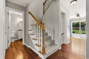 1611 Norman Dr, Pittsburgh, PA 15143 - Photo 24