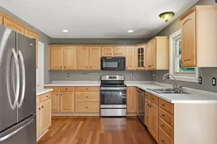 1611 Norman Dr, Pittsburgh, PA 15143 - Photo 22