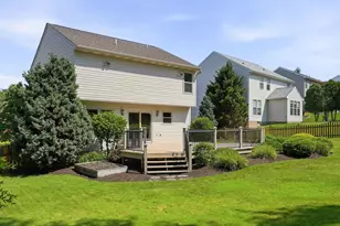 1611 Norman Dr, Pittsburgh, PA 15143 - Photo 44