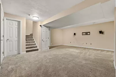 1611 Norman Drive, Pittsburgh, PA 15143 - Photo 38