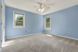 1611 Norman Dr, Pittsburgh, PA 15143 - Photo 30
