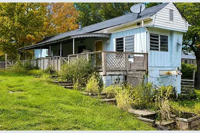 1674 Brodhead Road, Coraopolis, PA 15108 - Photo 1