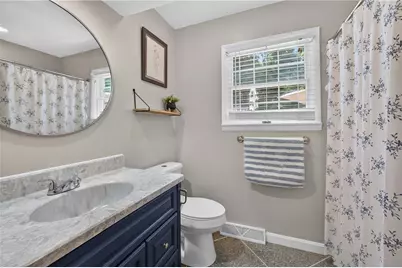 213 Ridge Rd, Center Township, PA 16001 - Photo 12