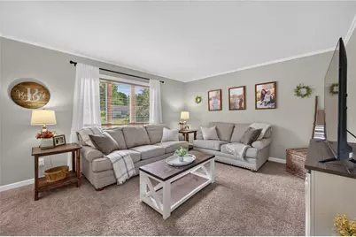 213 Ridge Rd, Center Township, PA 16001 - Photo 6