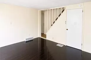 327 7th Ave, New Brighton, PA 15066 - Photo 2