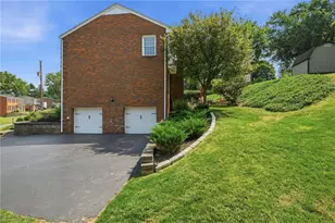 110 Cherrington Dr, Ross Twp, PA 15237 - Photo 42