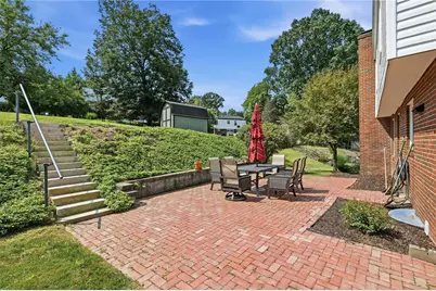 110 Cherrington Dr, Ross Twp, PA 15237 - Photo 38