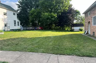 1230 Randolph St, New Castle, PA 16101 - Photo 1