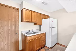 911 Sunset Cir, Cranberry Township, PA 16066 - Photo 16
