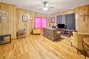 226 E Fairview Ave, Connellsville, PA 15425 - Photo 8