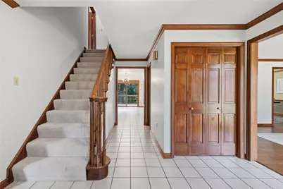 2457 Dogwood Dr, Pittsburgh, PA 15090 - Photo 4