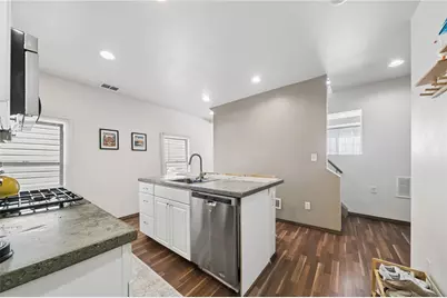 98 S 14th St, Pittsburgh, PA 15203 - Photo 18