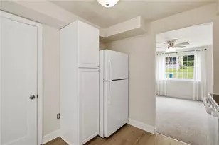 124 MacFarlane Dr, Pittsburgh, PA 15235 - Photo 10