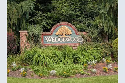 118 Wedgewood Dr, Richland, PA 15044 - Photo 2