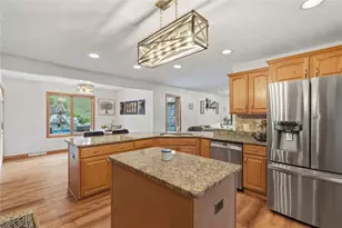 1066 Nottingham Ct, North Huntingdon, PA 15642 - Photo 6