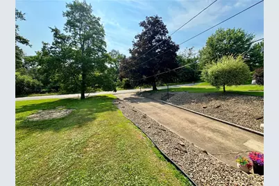111 Oak Manor Drive, Harrison Township, PA 15065 - Photo 32
