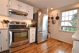 308 Murrays Ln, Pittsburgh, PA 15234 - Photo 10