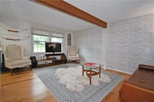 308 Murrays Ln, Pittsburgh, PA 15234 - Photo 4