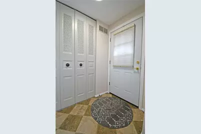 308 Murrays Lane, Pittsburgh, PA 15234 - Photo 2