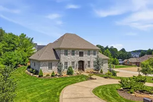 112 Hardwood Dr, Peters Township, PA 15367 - Photo 2