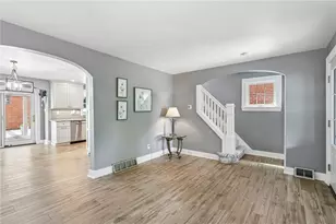 1221 Trevanion Ave, Pittsburgh, PA 15218 - Photo 12