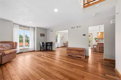 656 Penn Street, Baldwin Twp, PA 15227 - Photo 10