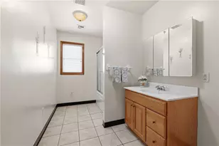 656 Penn St, Baldwin Twp, PA 15227 - Photo 32