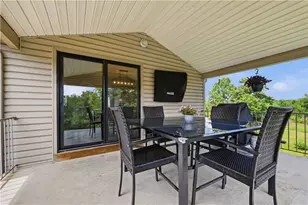 656 Penn St, Baldwin Twp, PA 15227 - Photo 14