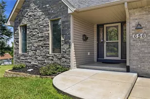 656 Penn St, Pittsburgh, PA 15227 - Photo 2