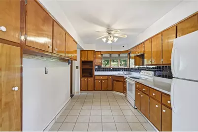 357 3rd St, Smithton, PA 15479 - Photo 8