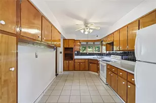 357 3rd St, Smithton, PA 15479 - Photo 8