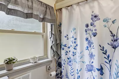 223 Outlook St, Pittsburgh, PA 15227 - Photo 16
