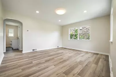 7957 Aber Rd, Pittsburgh, PA 15147 - Photo 2