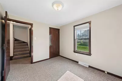 1676 E Laurel Circle, Mount Pleasant Township, PA 15666 - Photo 12