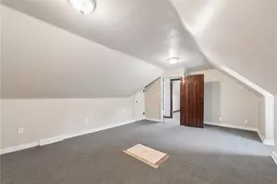 1676 E Laurel Cir, Mount Pleasant Township, PA 15666 - Photo 14