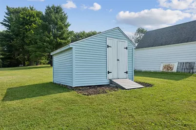 1676 E Laurel Circle, Mount Pleasant Township, PA 15666 - Photo 28