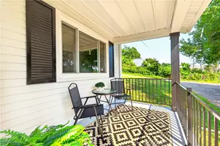 1346 Keim St, Moon/Crescent Twp, PA 15046 - Photo 4